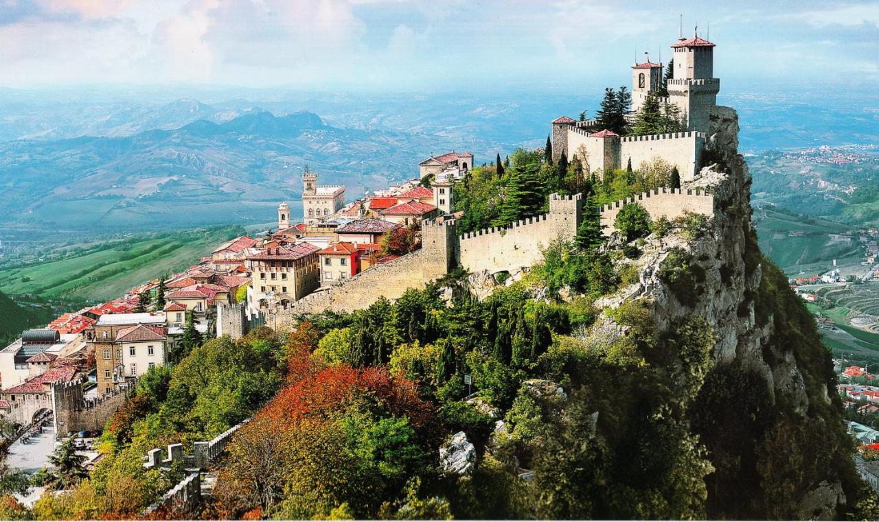 Hotel Divacamp San Marino Exterior foto